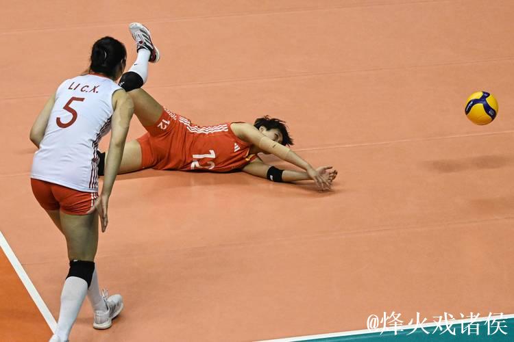 U21女排世锦赛:中国女排3-0横扫泰国晋级八强 U21女排世锦赛:中国女排3-0横扫泰国晋级八强