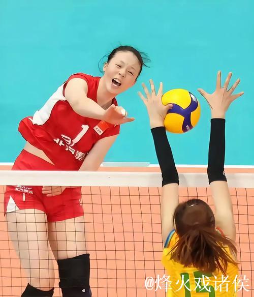 U21女排世锦赛:中国女排3-0横扫泰国晋级八强 U21女排世锦赛:中国女排3-0横扫泰国晋级八强